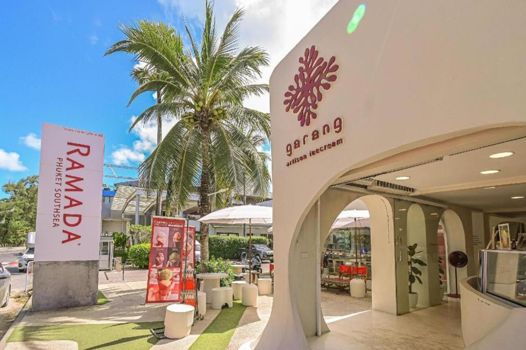 Ramada By Wyndham Phuket Southsea Hotel Karon Buitenkant foto