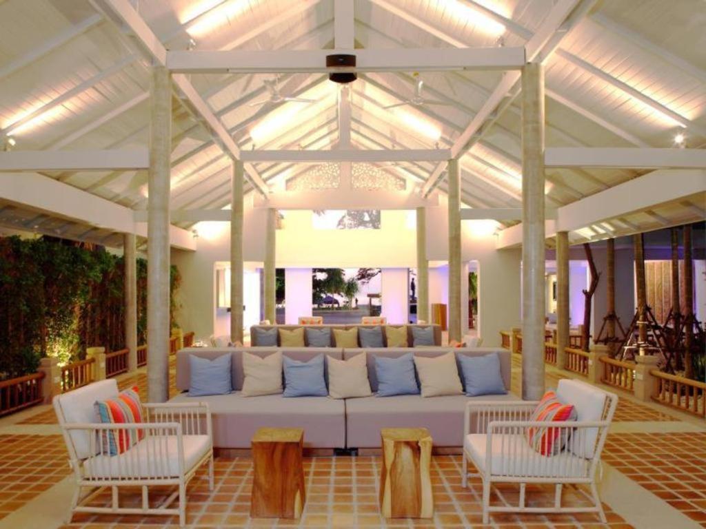 Ramada By Wyndham Phuket Southsea Hotel Karon Buitenkant foto