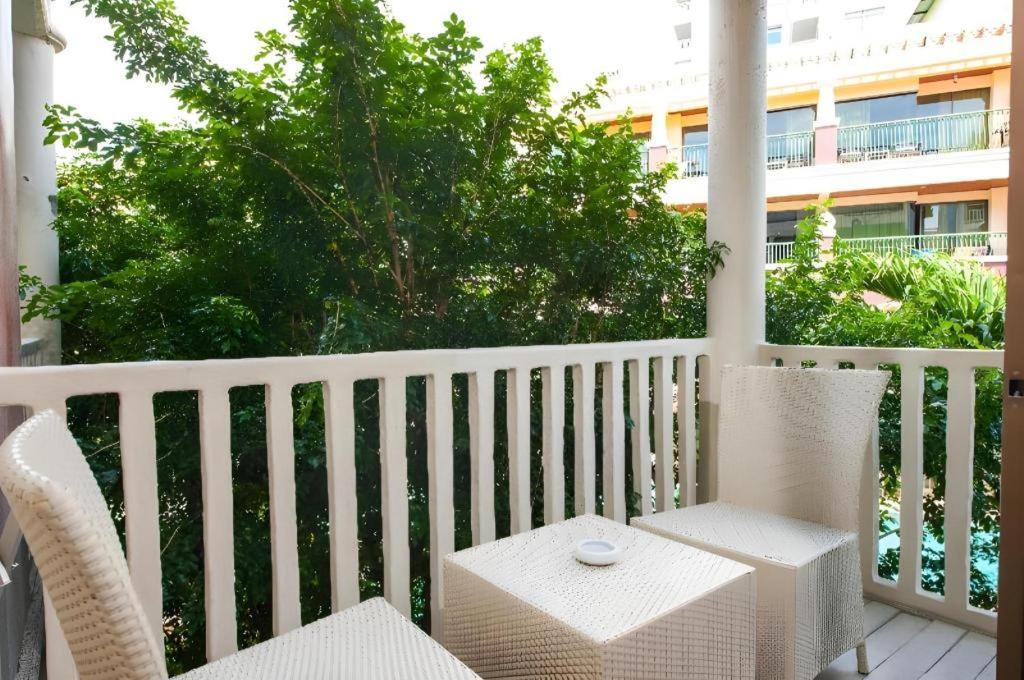 Ramada By Wyndham Phuket Southsea Hotel Karon Buitenkant foto